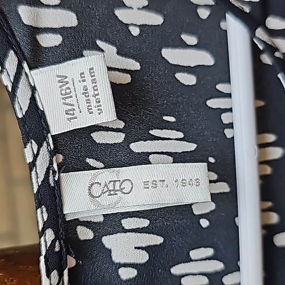 CATO Blouse Sz 14/16 Like New! - Picture 3 of 13